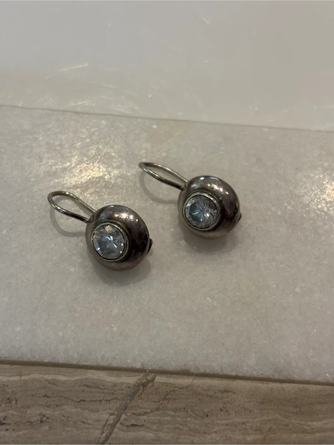 Silver Drop Earrings with Clear Stone image indicator(6)