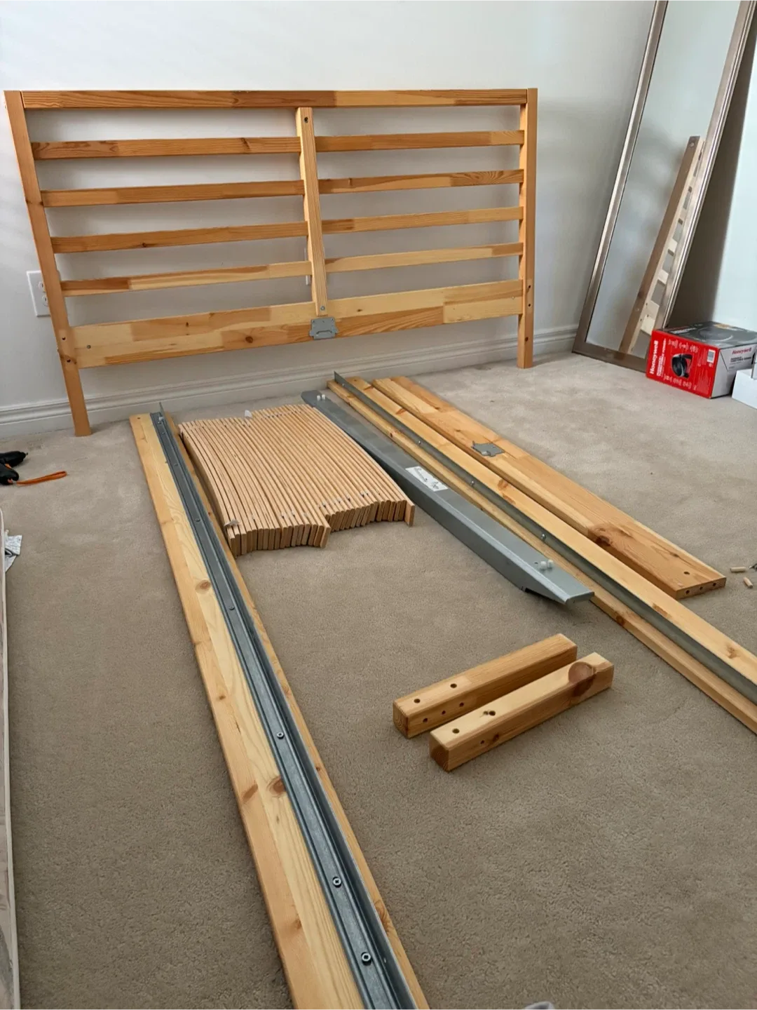 IKEA Tarva Queen Bed Frame - Pine image indicator(5)