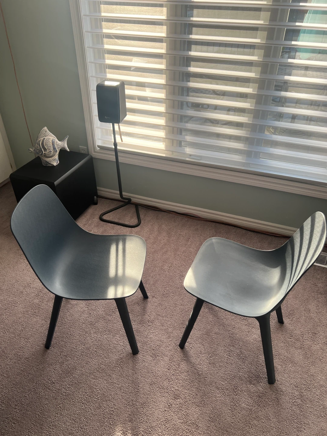 2 ikea navy chairs (price is for 1)