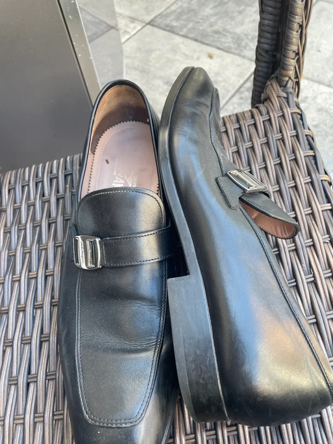 Salvatore Ferragamo Black Leather Loafers image indicator(3)