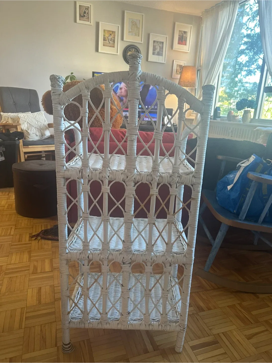 White Wicker 3-Tier Shelf Unit image indicator(3)