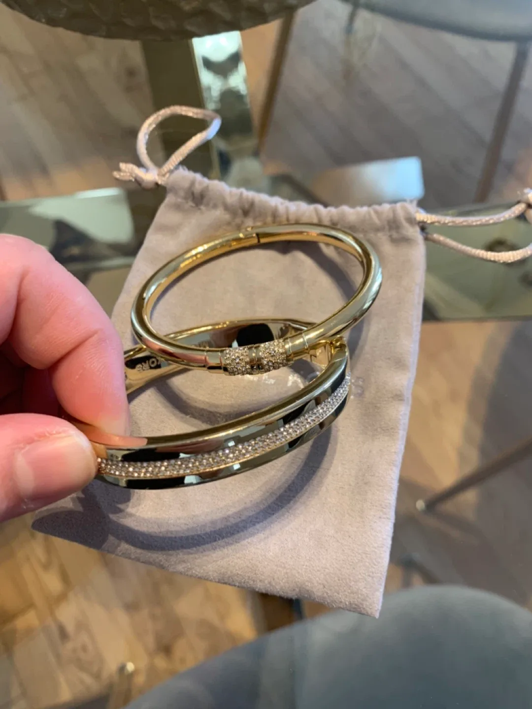 Michael Kors Gold Bangle Bracelet Set image indicator(2)