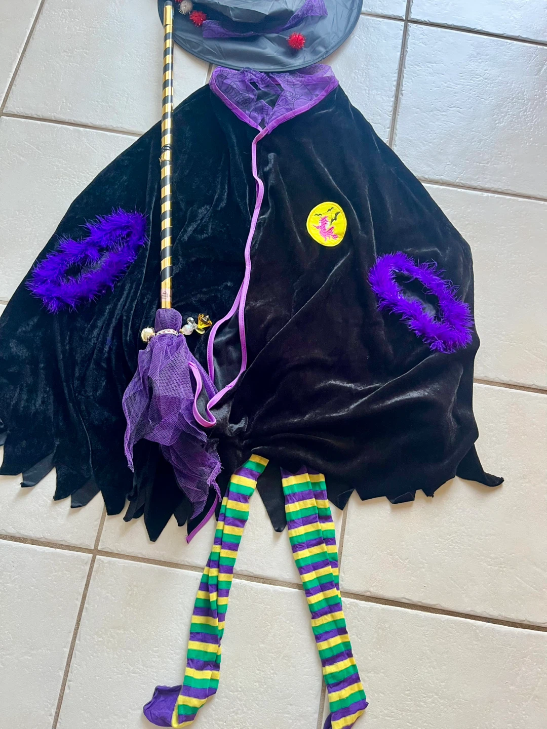 Witch Costume Set - Hat, Cape, Broom, Leggings - photo 2