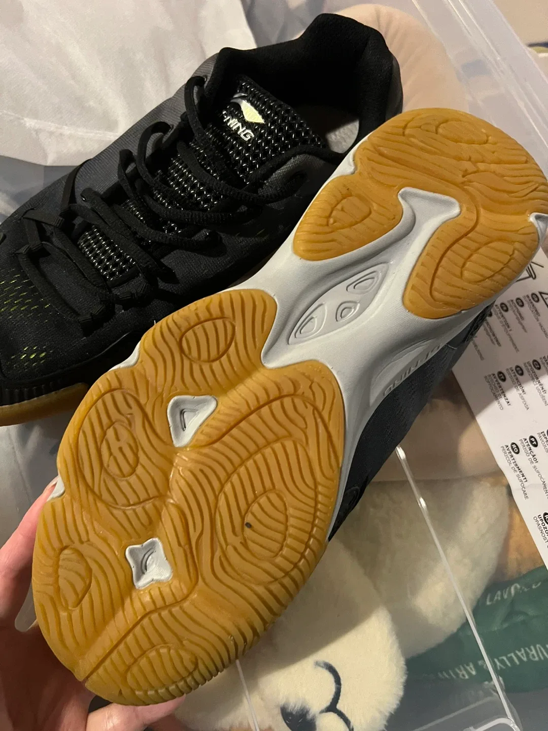 Li-Ning Badminton Shoes - US 9.5 image indicator(2)