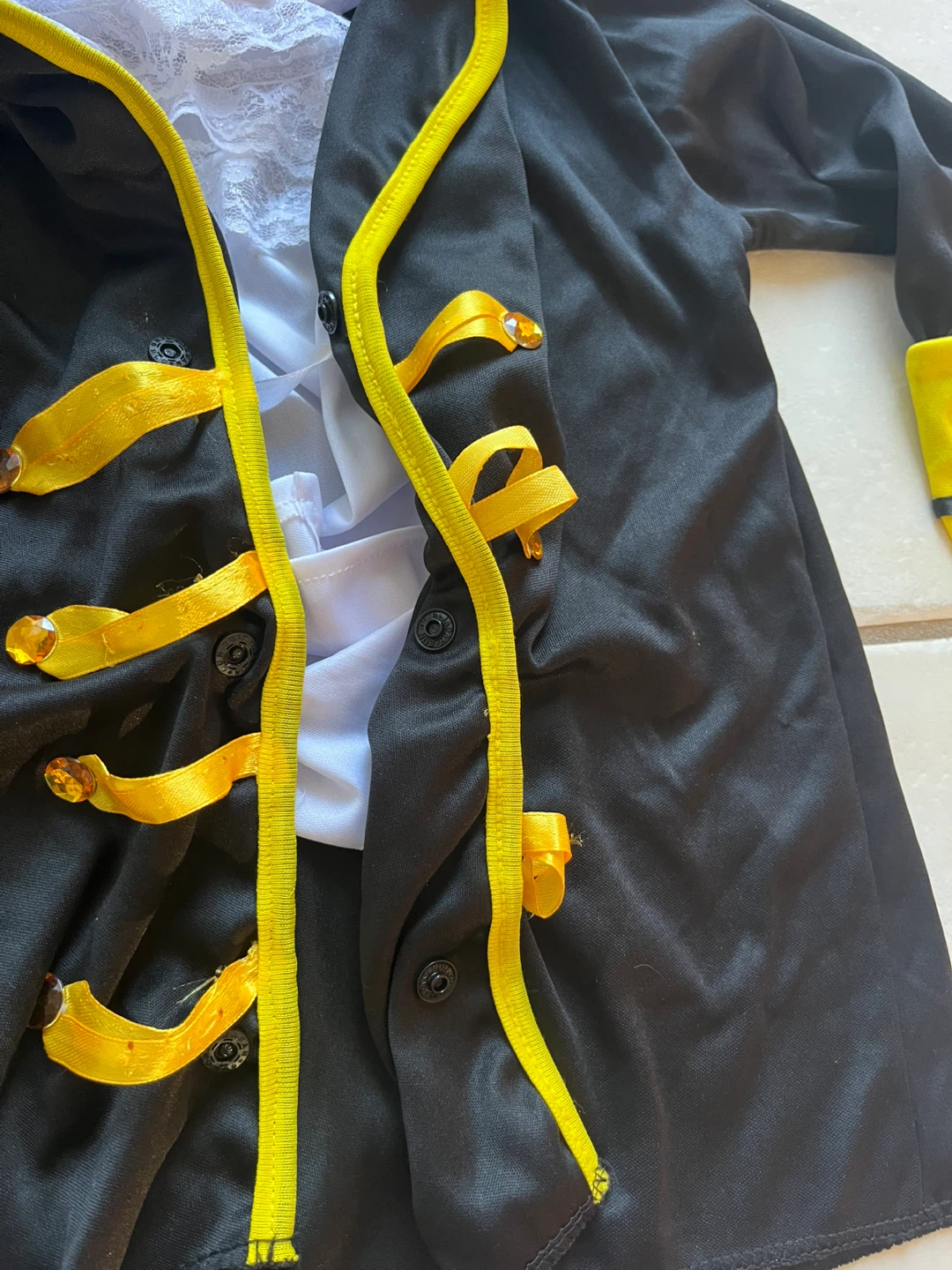 Pirate Costume - Halloween - photo 3