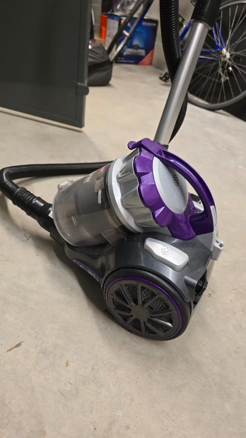 Bissell Powerlifter Multi-Cyclonic Vacuum - photo 4