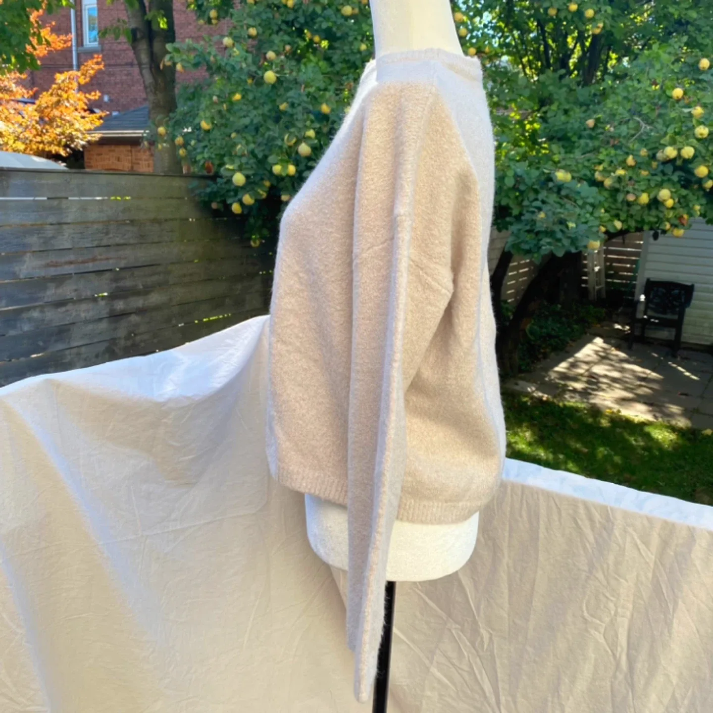 Oak + Fort Beige Sweater - Size XS image indicator(2)