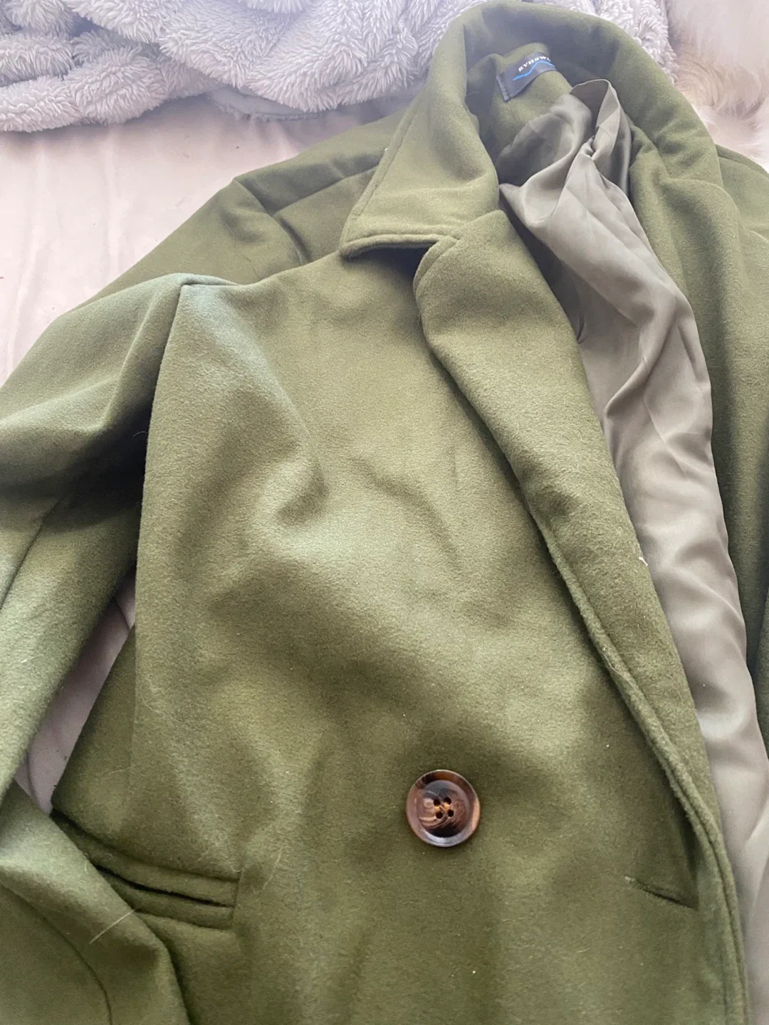 Green jacket image indicator(2)