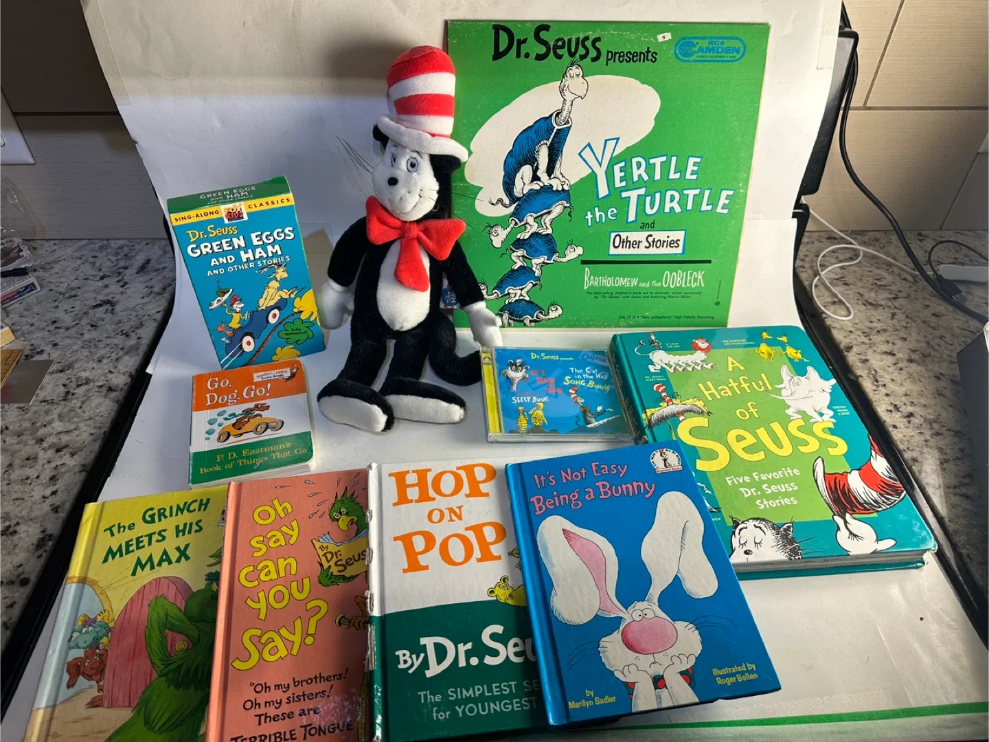Dr. Seuss Bundle Cat in the Hat Plush / CD / Record / Books thumbnail