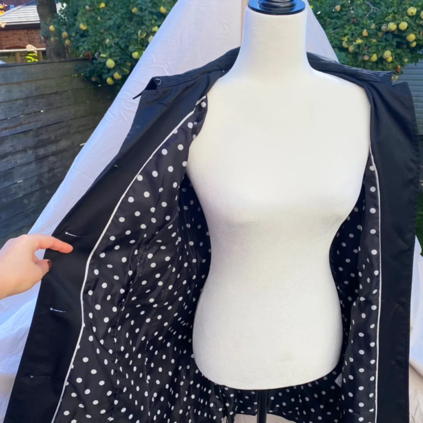 Black Jacob Trench Coat (S) image indicator(6)