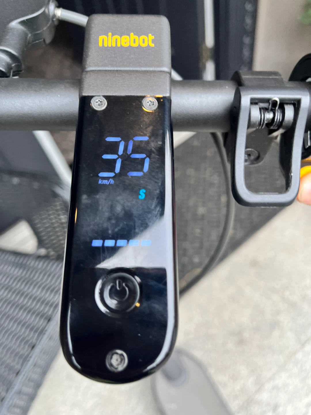 Ninebot G30 Max Electric Scooter - photo 4
