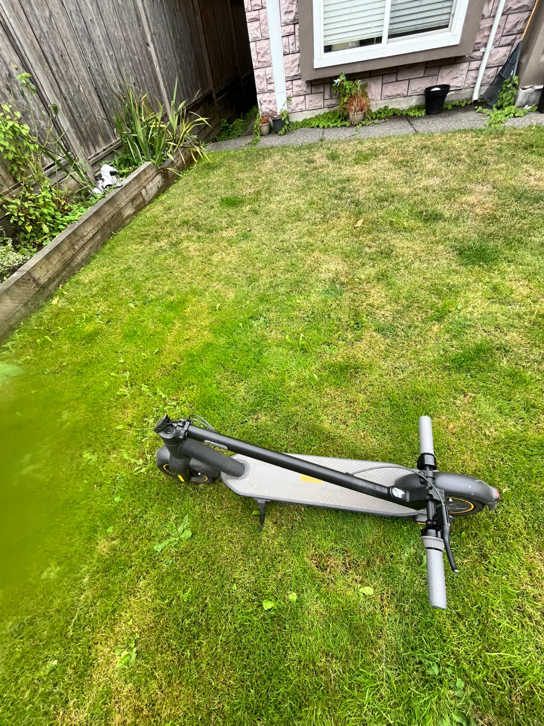 Ninebot G30 Max Electric Scooter - photo 3