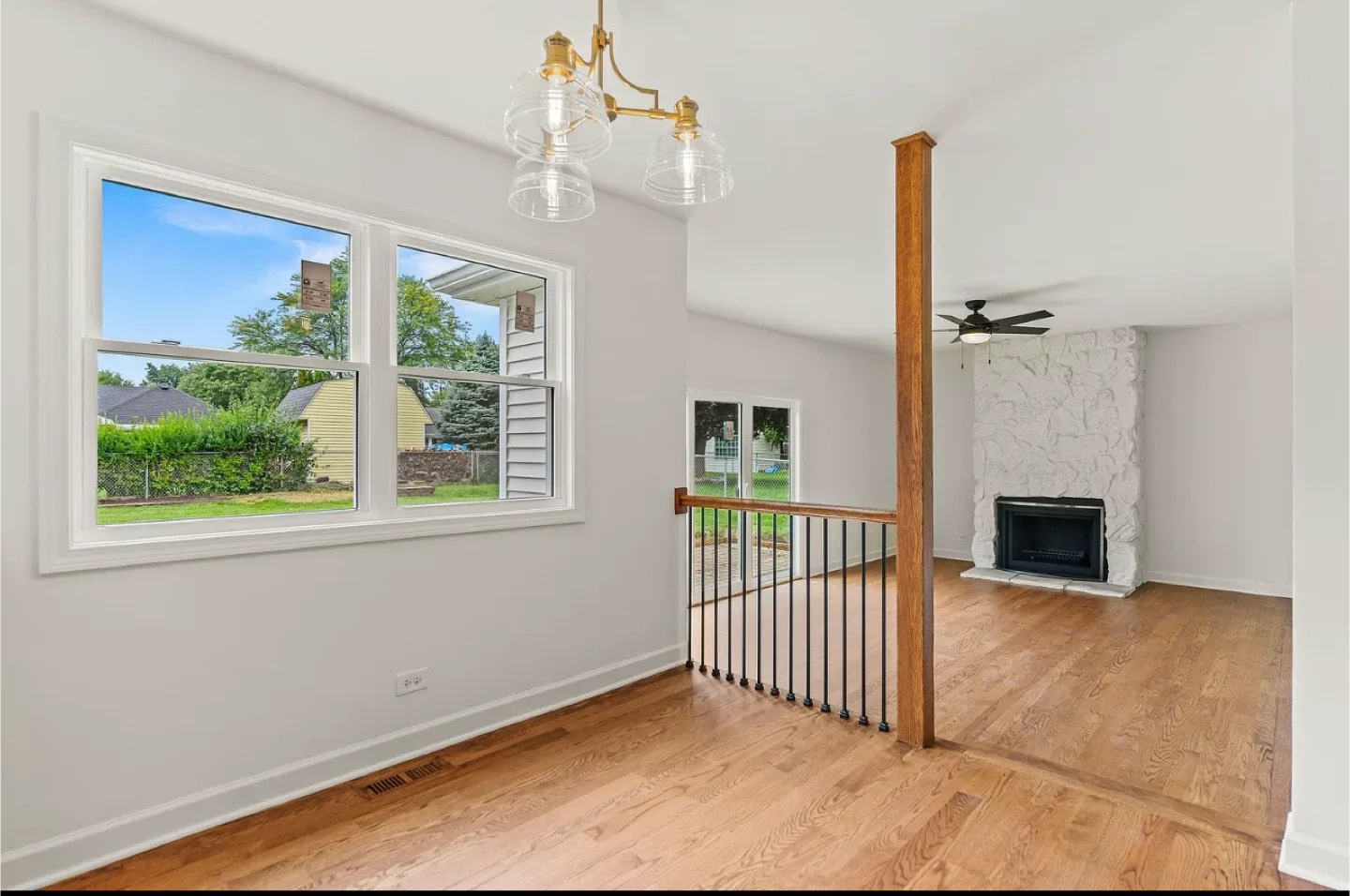 Hardwood, Flooring image indicator(6)