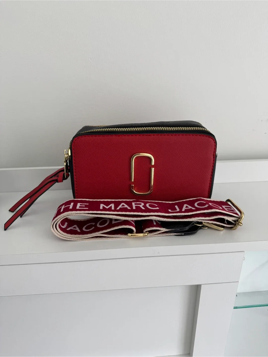 Marc Jacobs Snapshot Camera Bag - Red/Black image indicator(4)