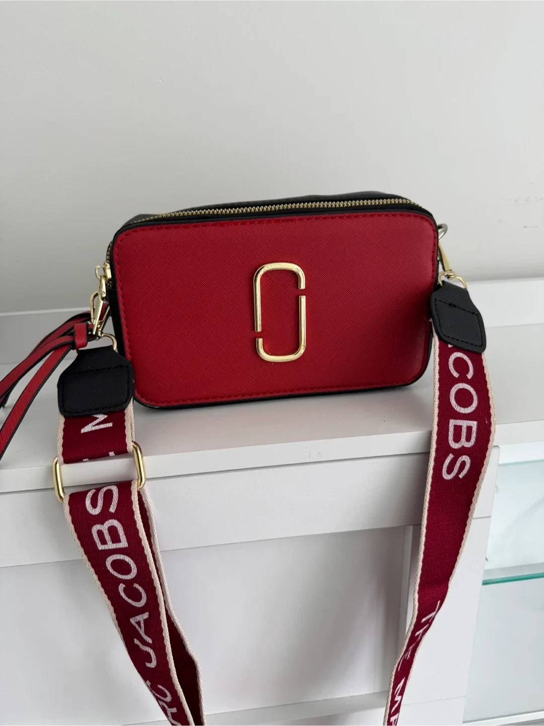 Marc Jacobs Snapshot Camera Bag - Red/Black image indicator(2)
