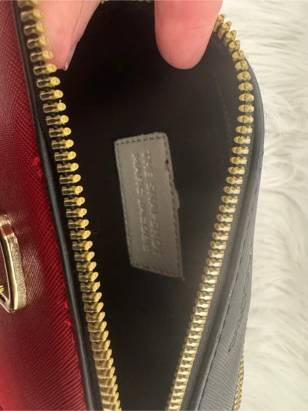 Marc Jacobs Snapshot Camera Bag - Red/Black image indicator(10)