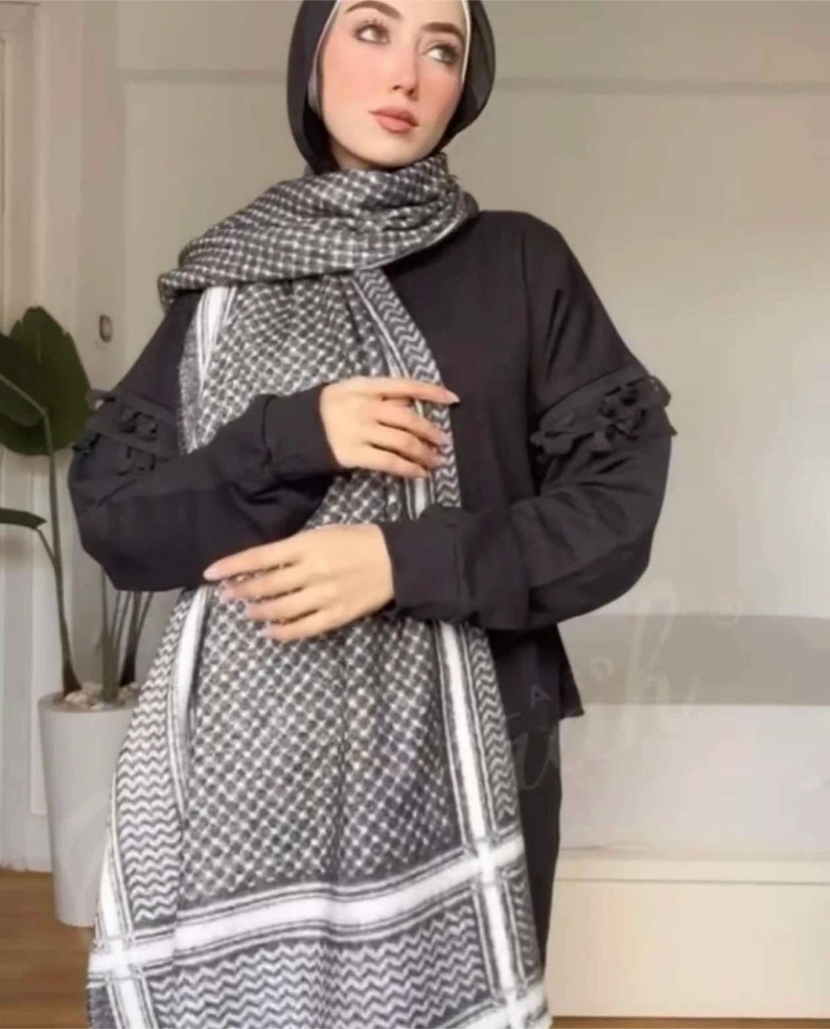 Keffiyeh Scarf high quality soft wool