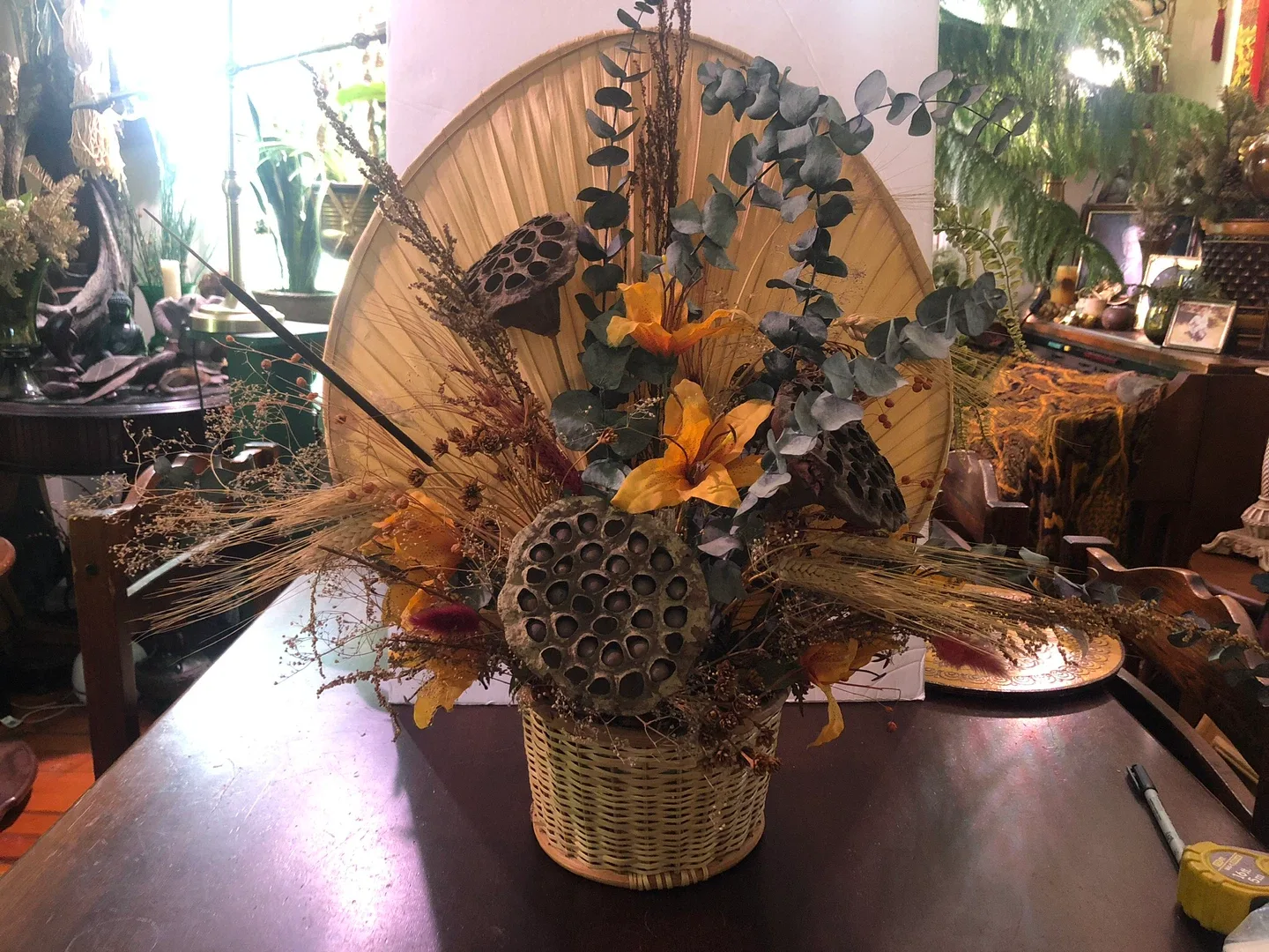 Vintage Dried Flower Arrangement. thumbnail