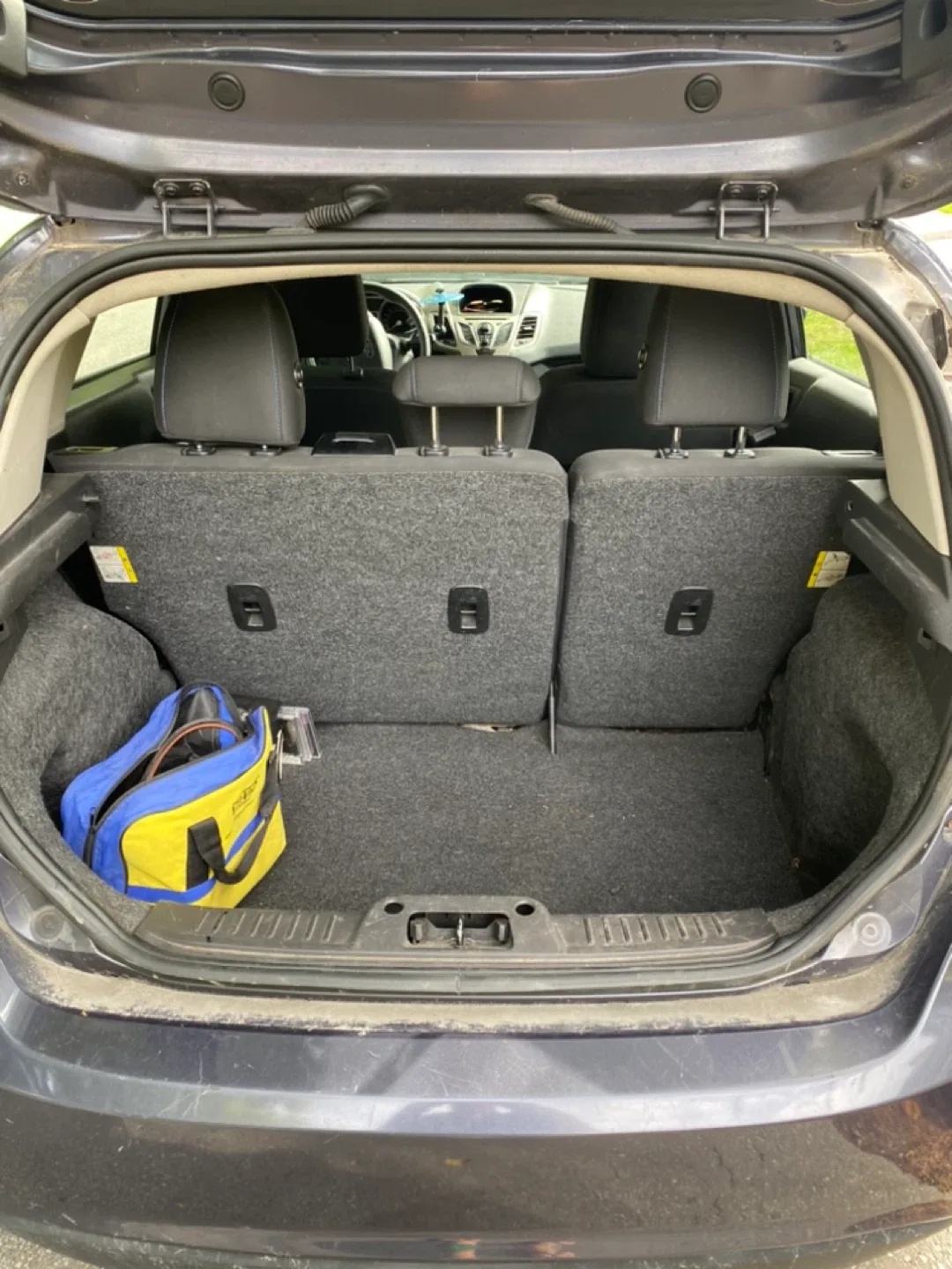 Ford Fiesta SE Hatchback - Great Condition! image indicator(9)