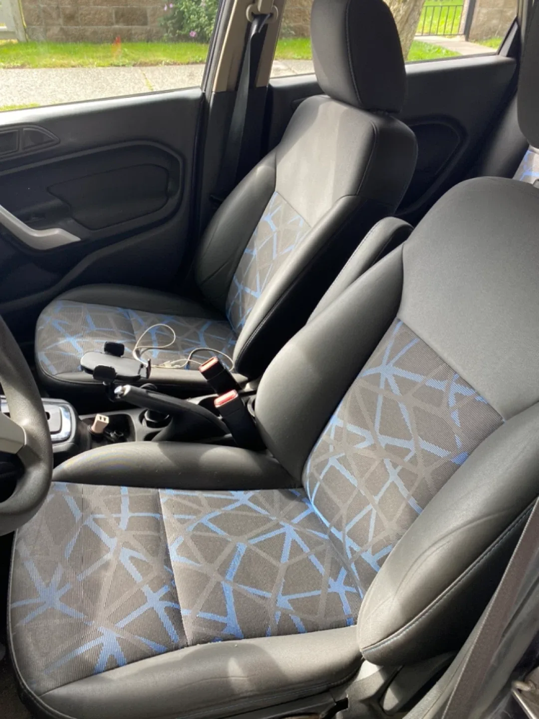 Ford Fiesta SE Hatchback - Great Condition! image indicator(8)