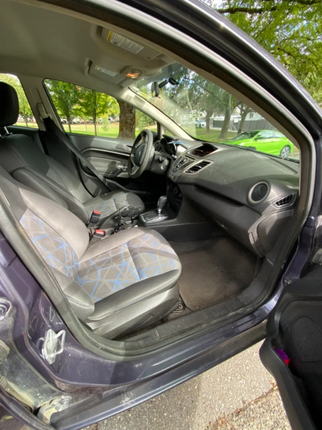 Ford Fiesta SE Hatchback - Great Condition! image indicator(6)