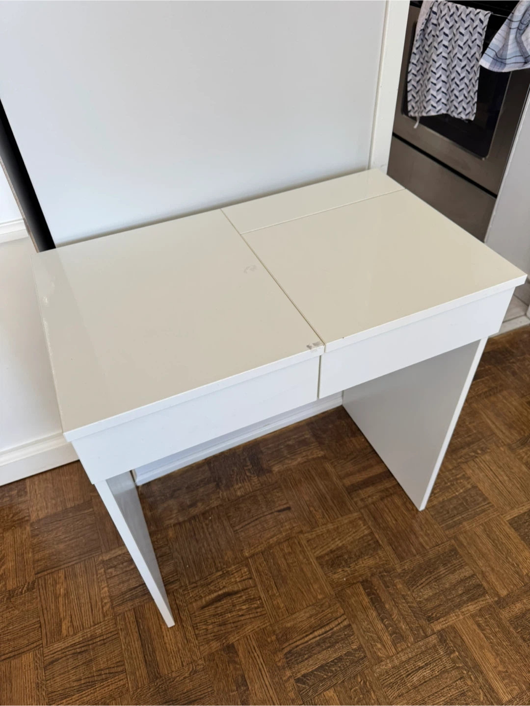 IKEA BRIMNES Dressing Table - White