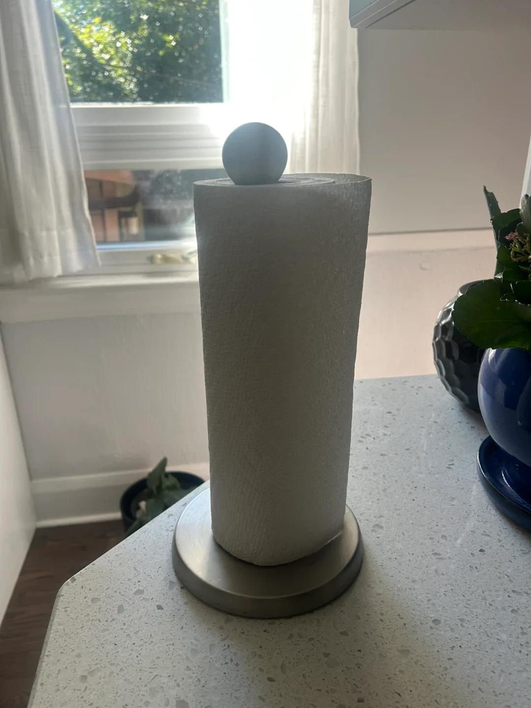 Umbra Paper Towel Holder image indicator(4)