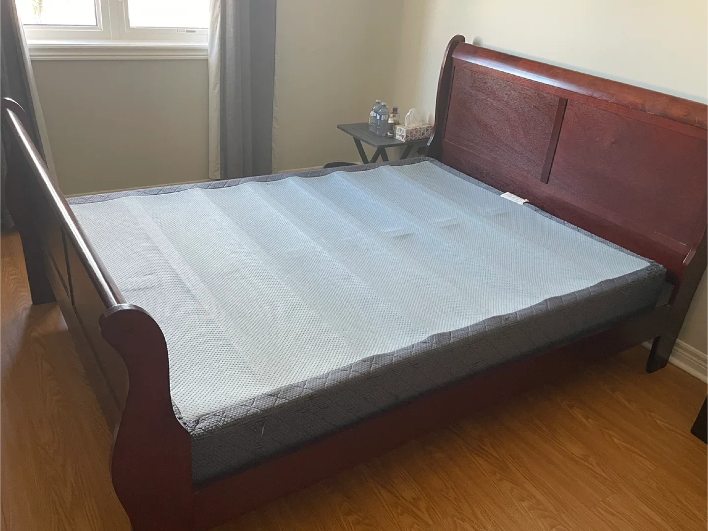 Queen Bedroom Set - Bed Frame, Dresser with Mirror image indicator(3)