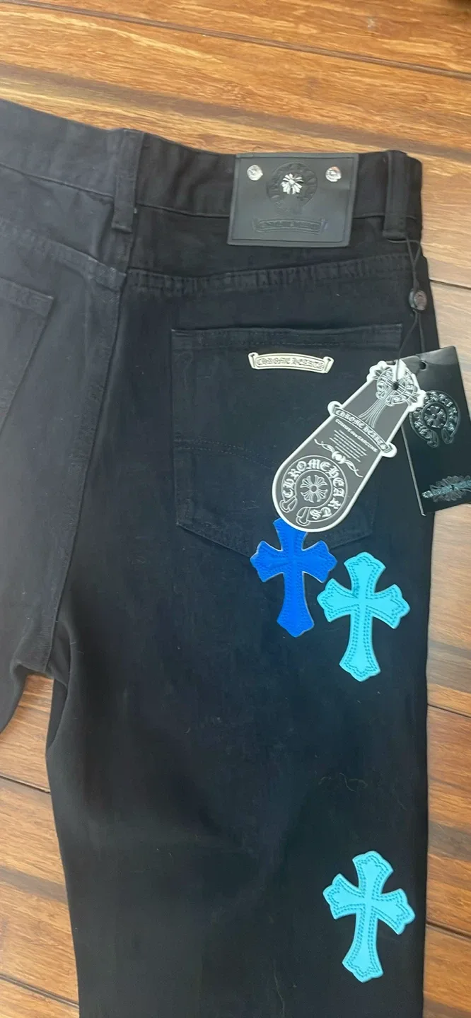 Chrome heart jeans image indicator(2)