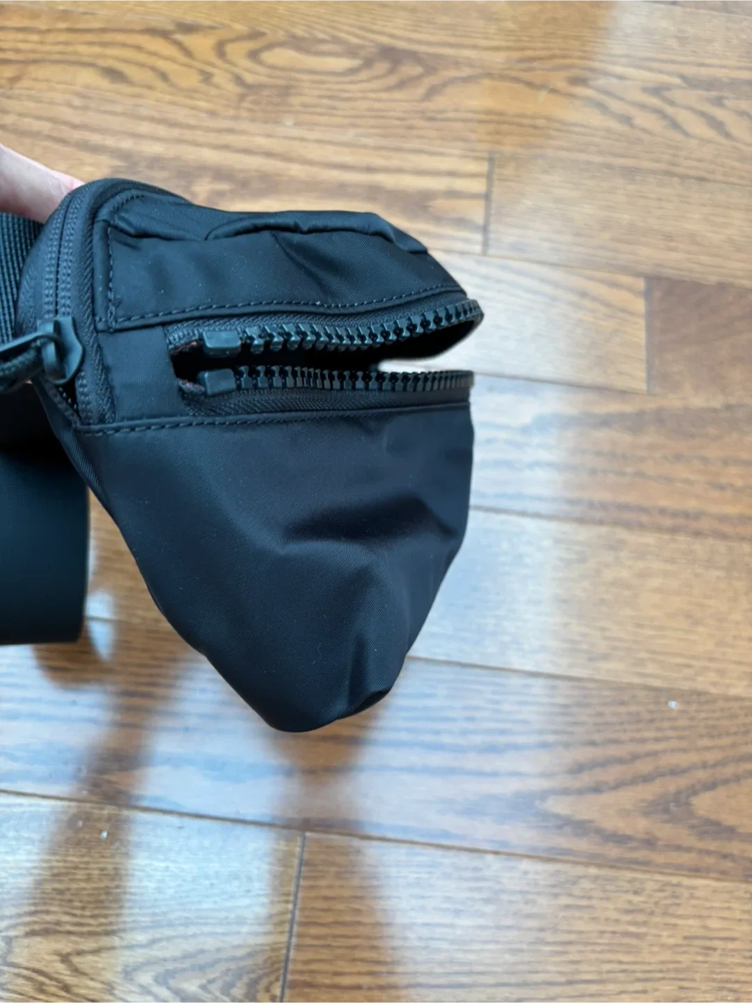 New Lululemon Everywhere Belt Bag Black image indicator(4)