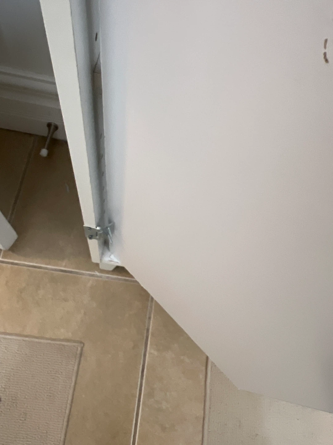 White Bathroom Cabinet - photo 3