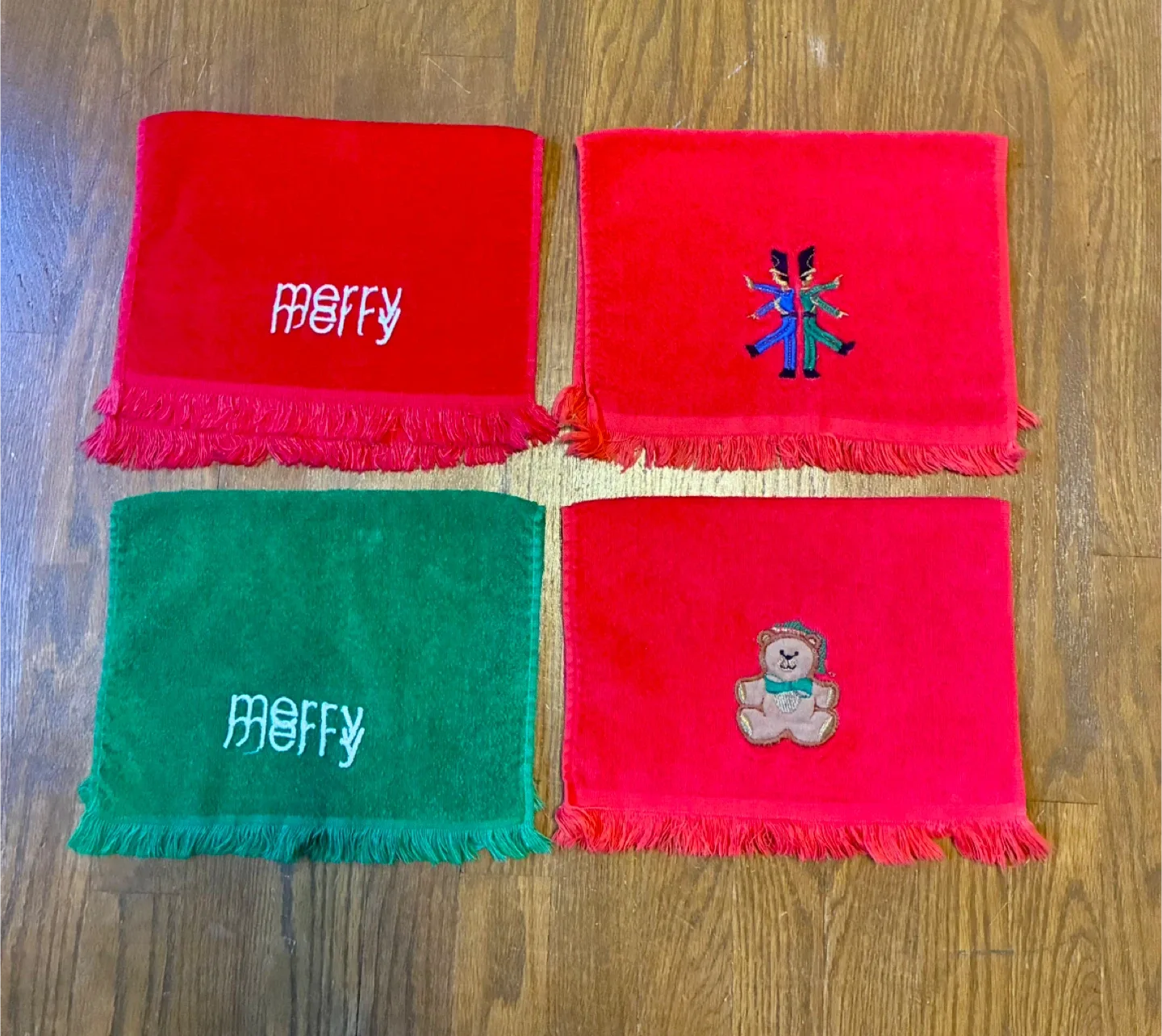 Set of 4 Christmas Hand Towels - Red & Green thumbnail