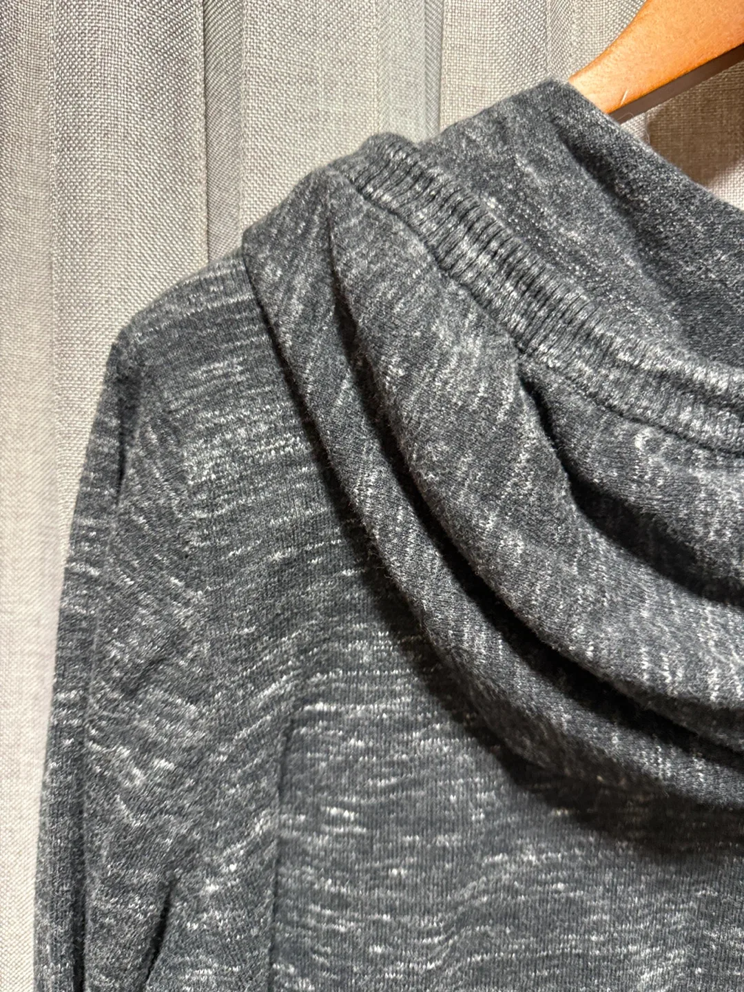 Bench Grey Hoodie, Size L image indicator(6)