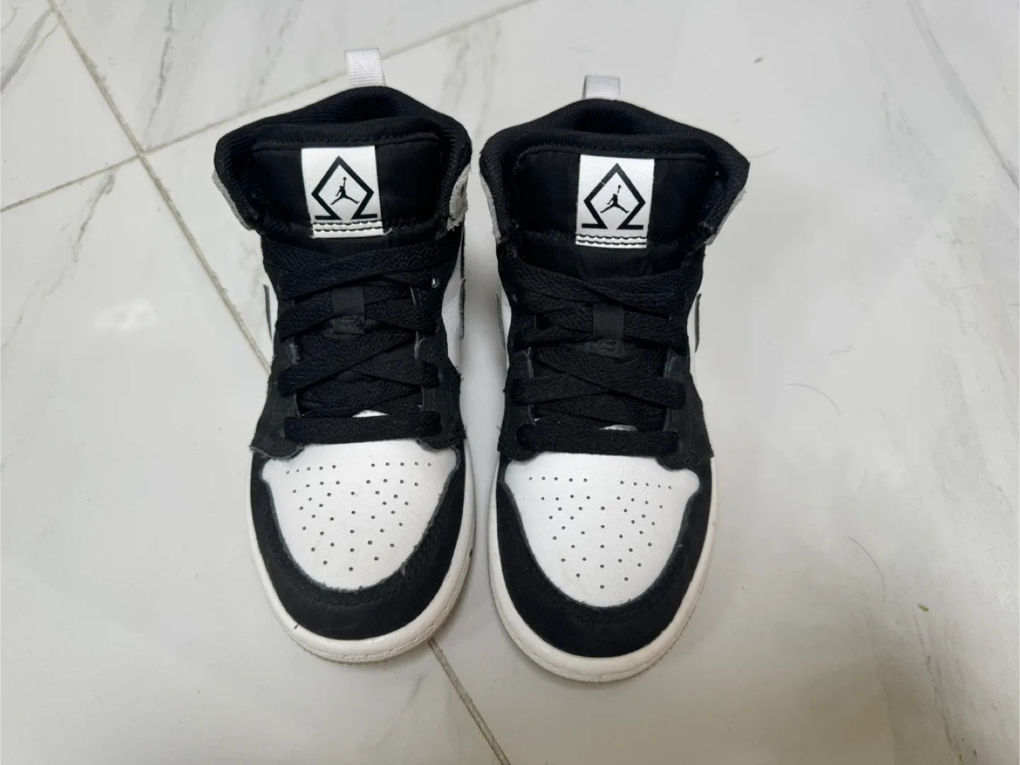 Jordan 1 High Toddler Shoes - Black/White - Size 11C image indicator(5)