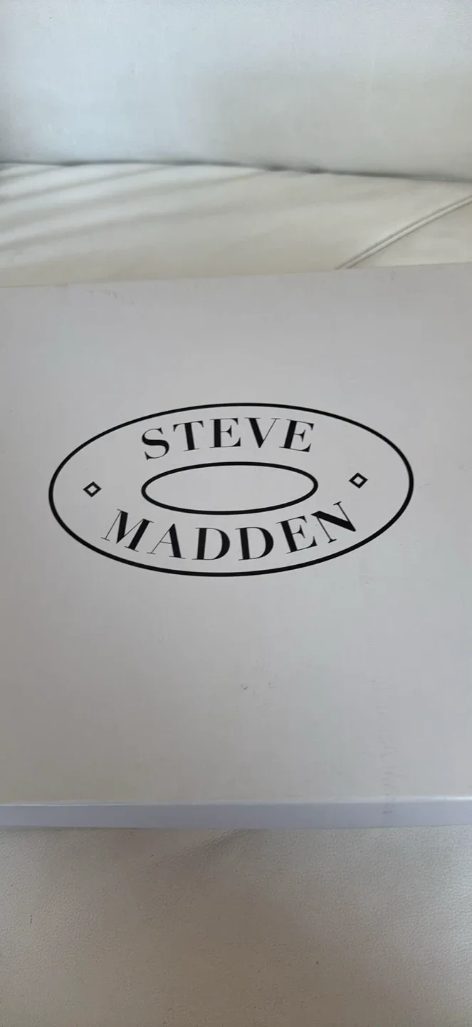 Snakeskin Print Knee High Heel Boots image indicator(7)