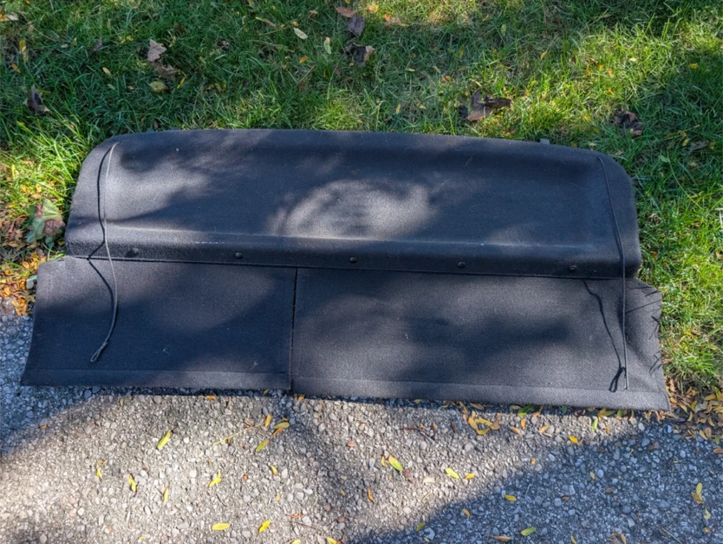 Nissan Rear Parcel Shelf image indicator(2)