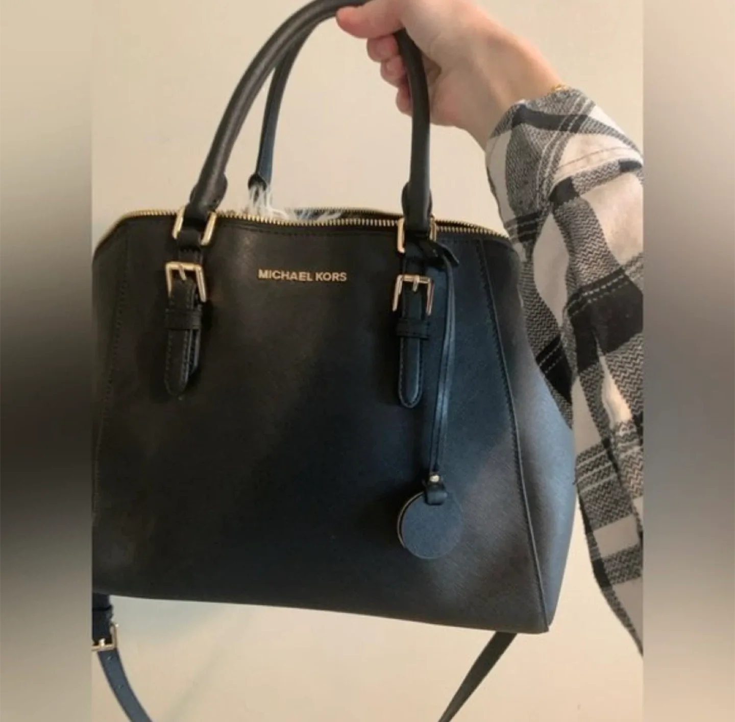 Michael Kors Purse image indicator(9)