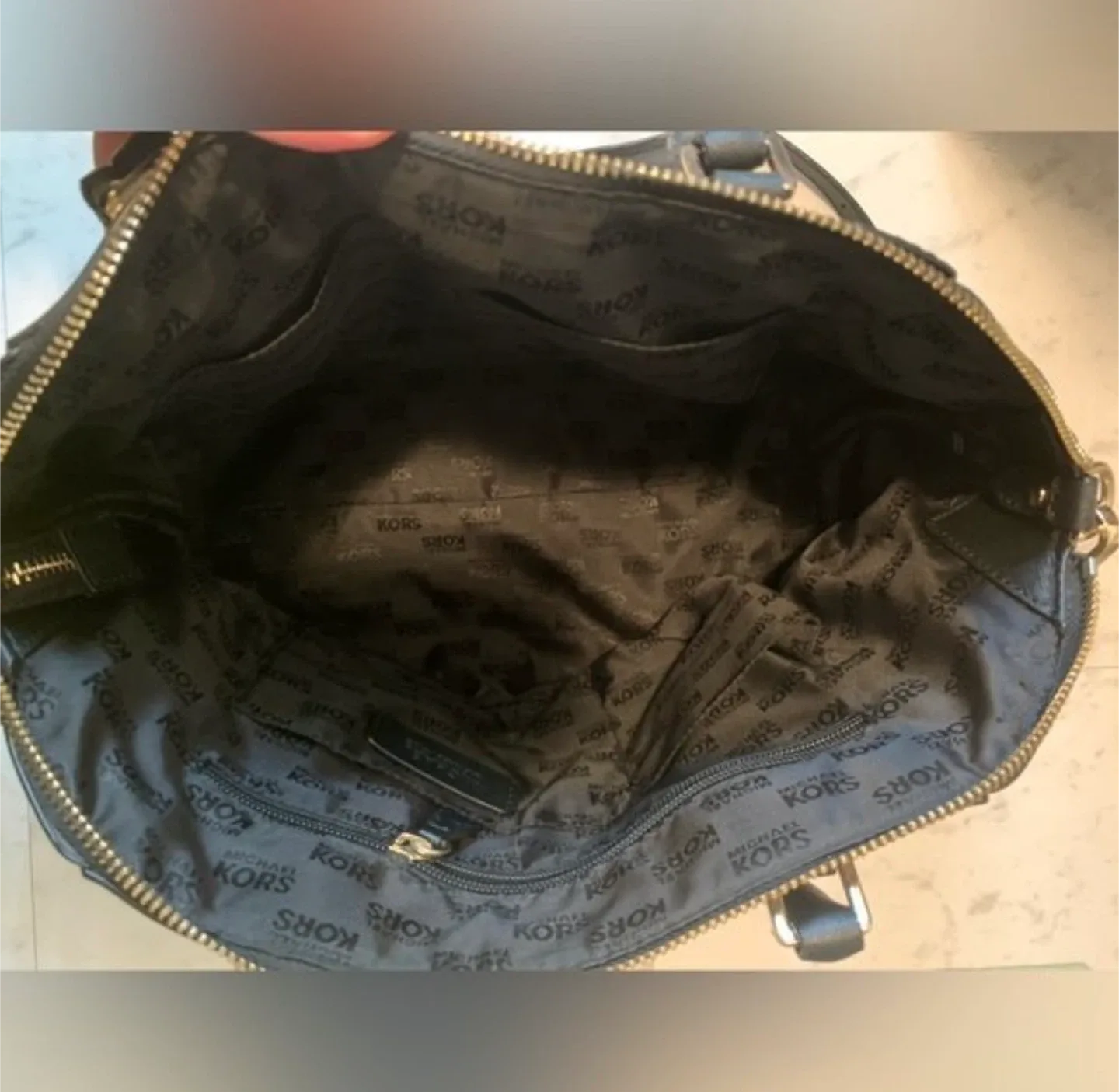 Michael Kors Purse image indicator(10)