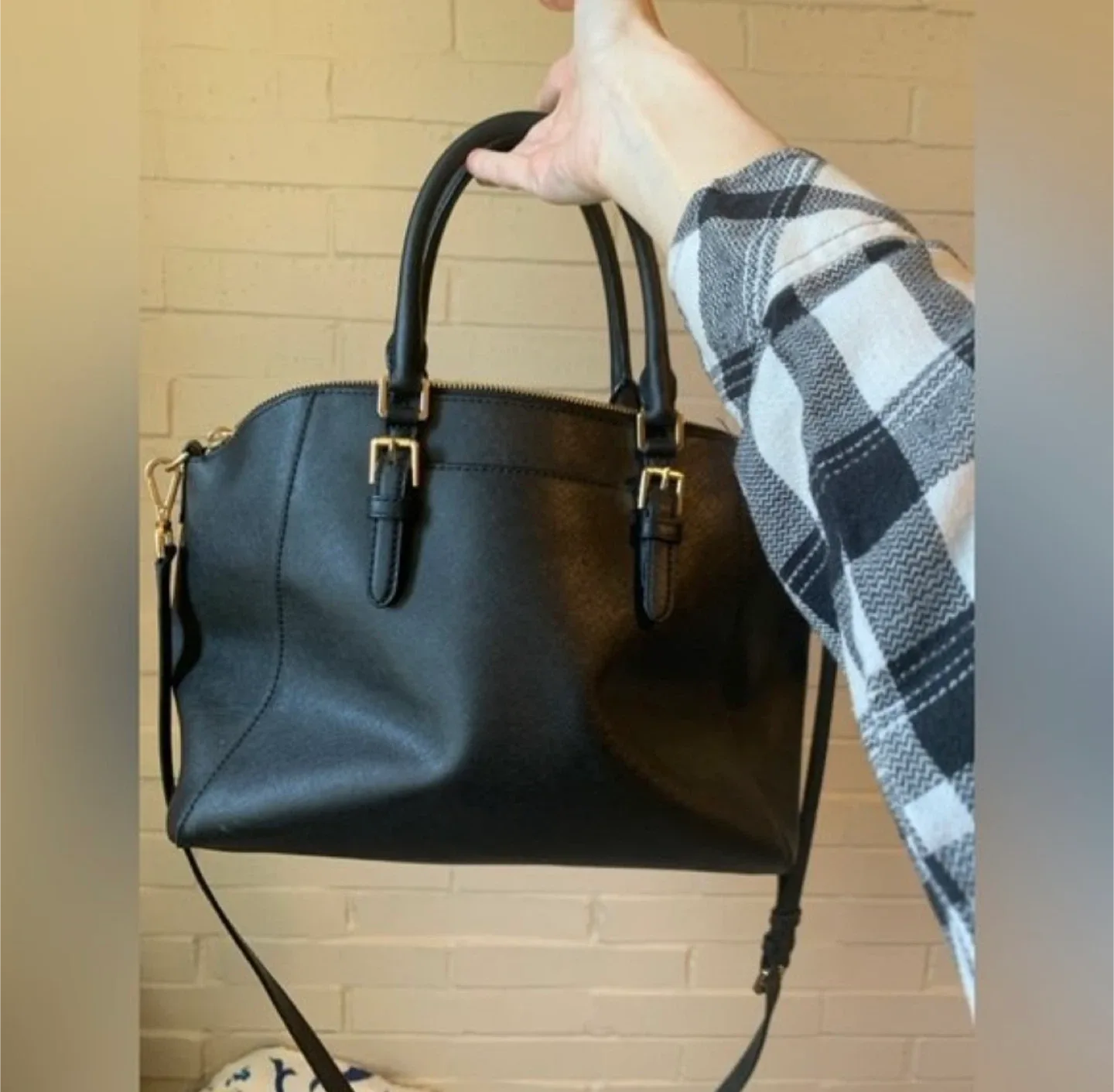 Michael Kors Purse image indicator(7)