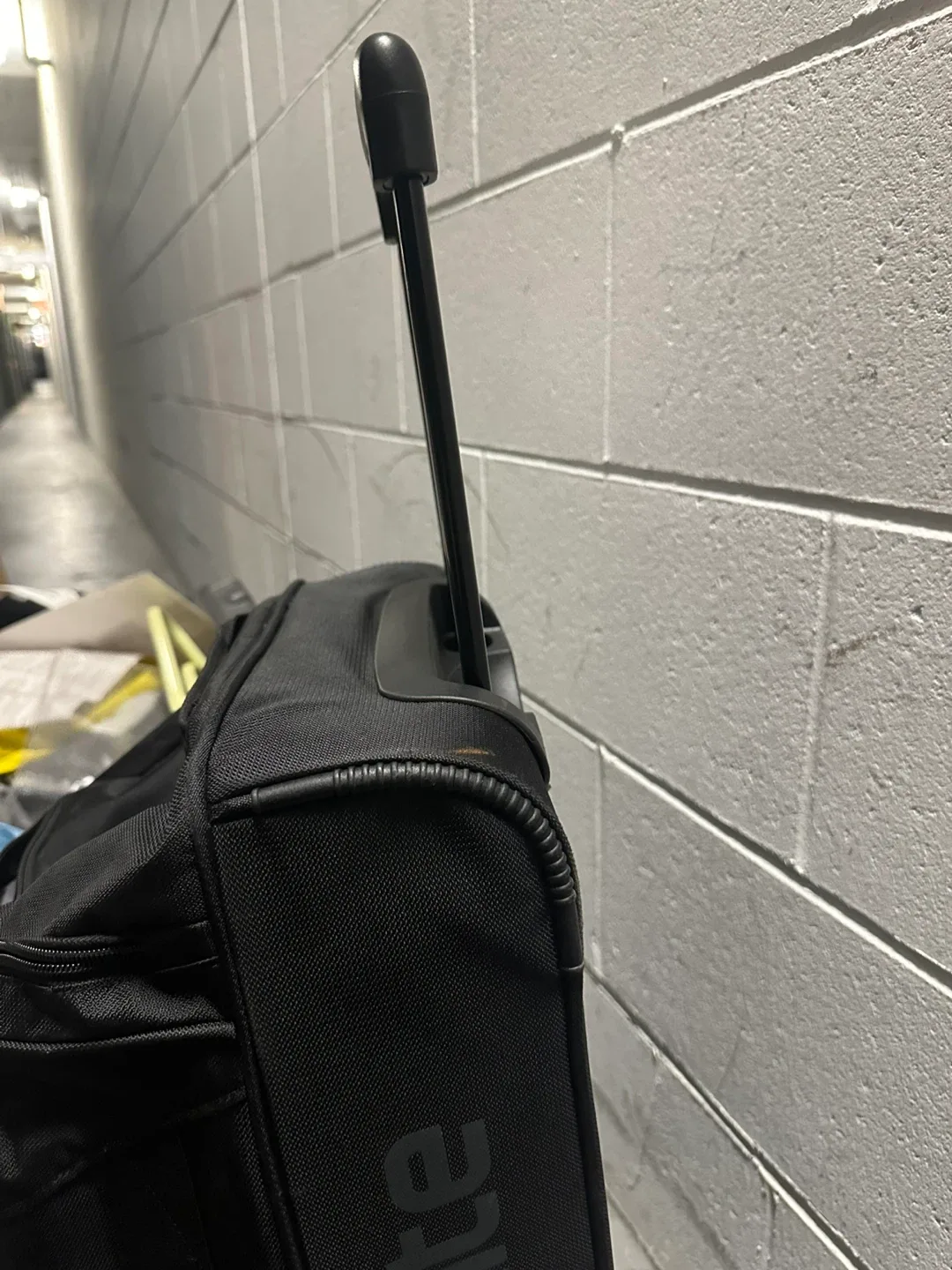 Samsonite Black Rolling Backpack/ carry on image indicator(3)