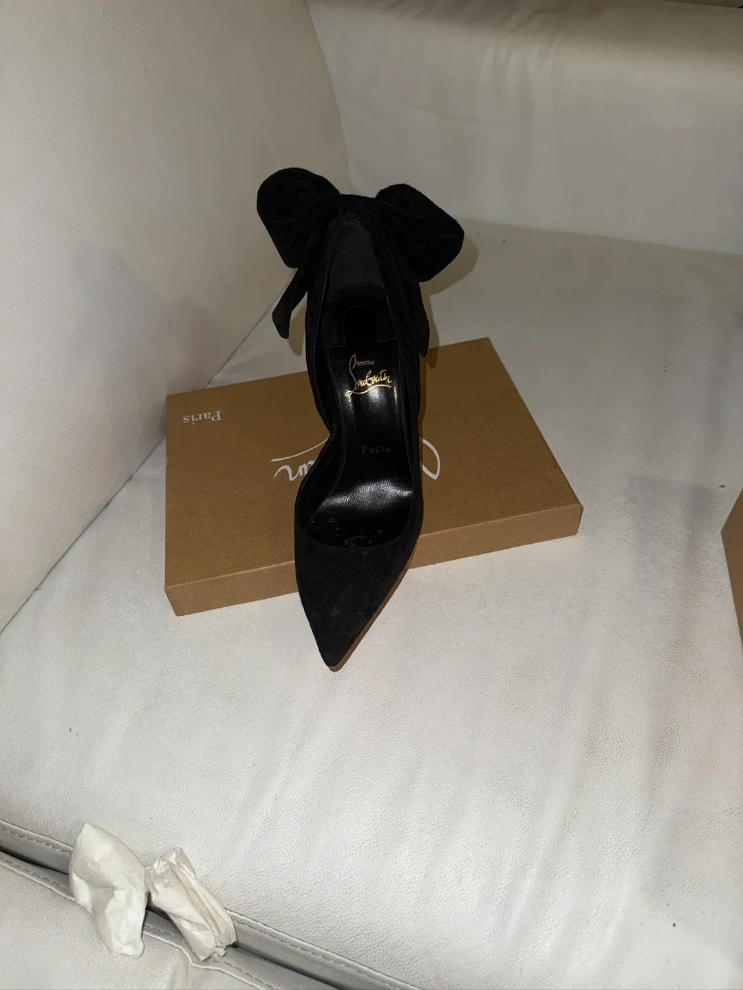 Christian Louboutin Black Suede Bow Heels image indicator(5)