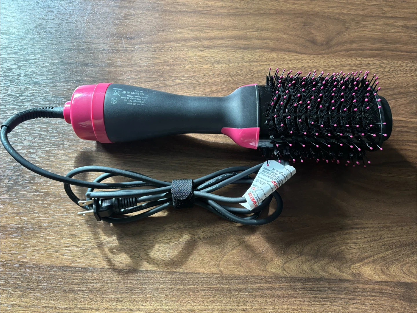 Hair Styler & Volumizer Hot Air Brush - photo 2