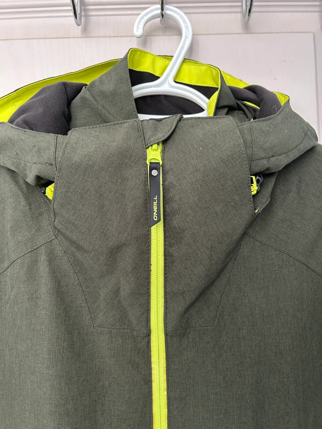 O'Neill Green & Black Jacket image indicator(3)