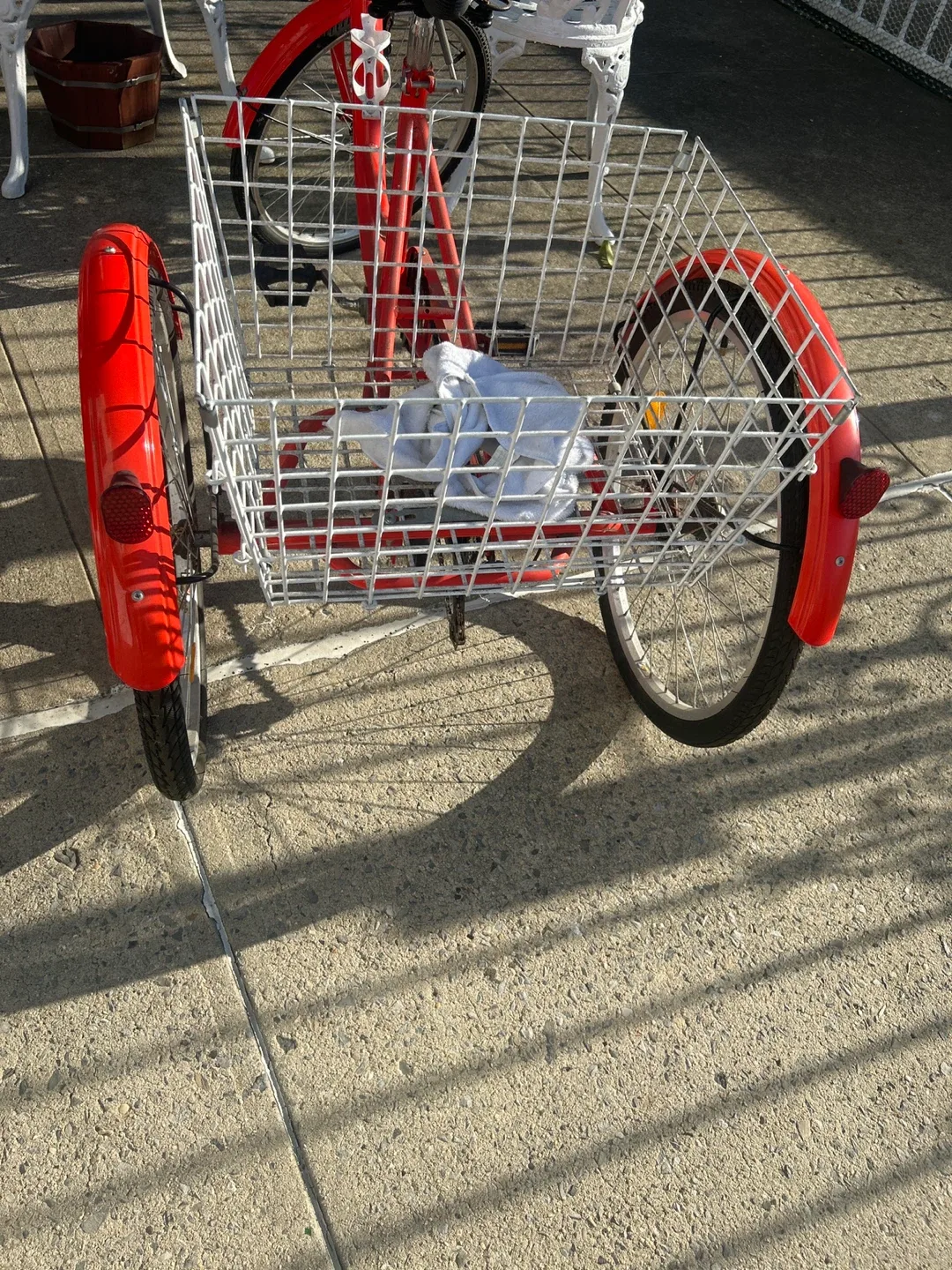 Red Adult Tricycle with Basket image indicator(4)