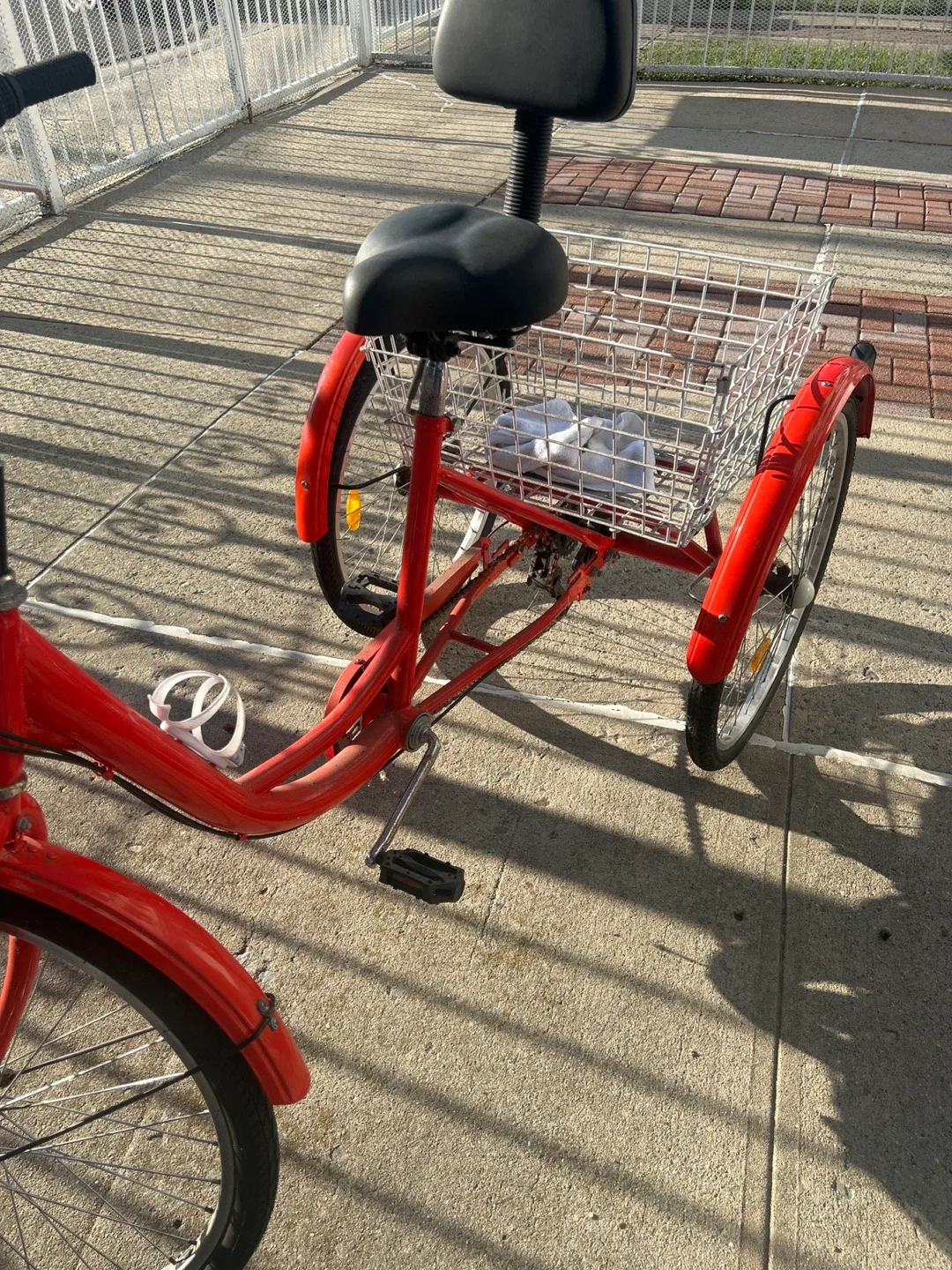 Red Adult Tricycle with Basket image indicator(3)
