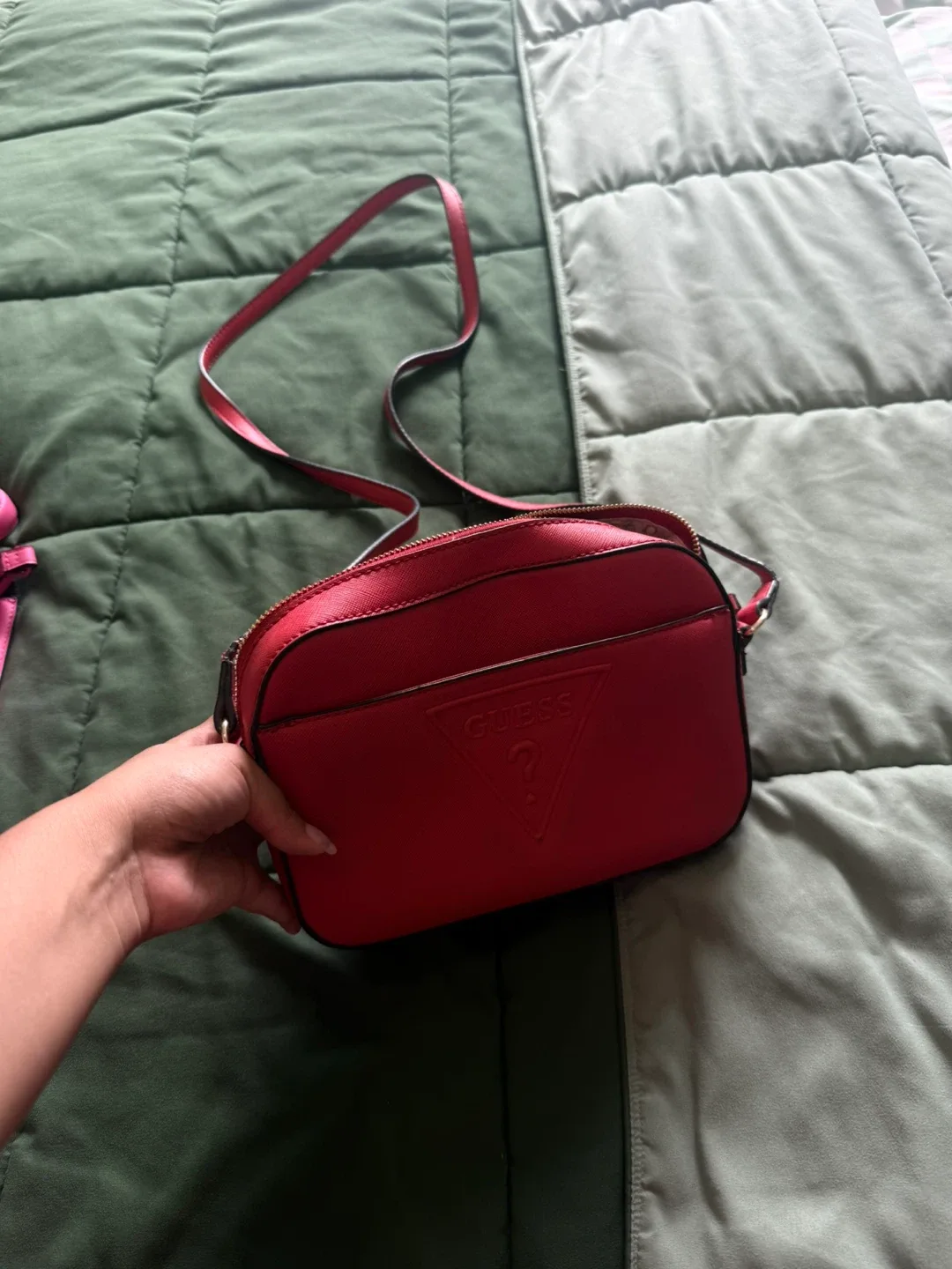 Guess Red Crossbody Bag image indicator(2)