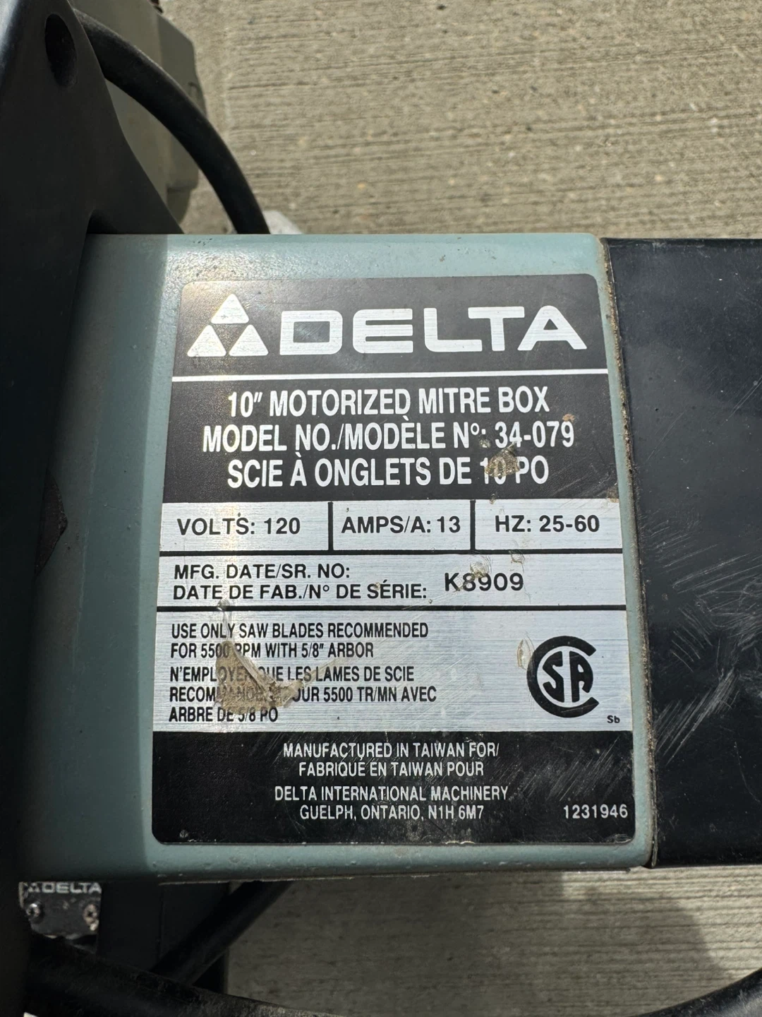 Delta 10" Motorized Mitre Box Saw 34-079 - photo 2