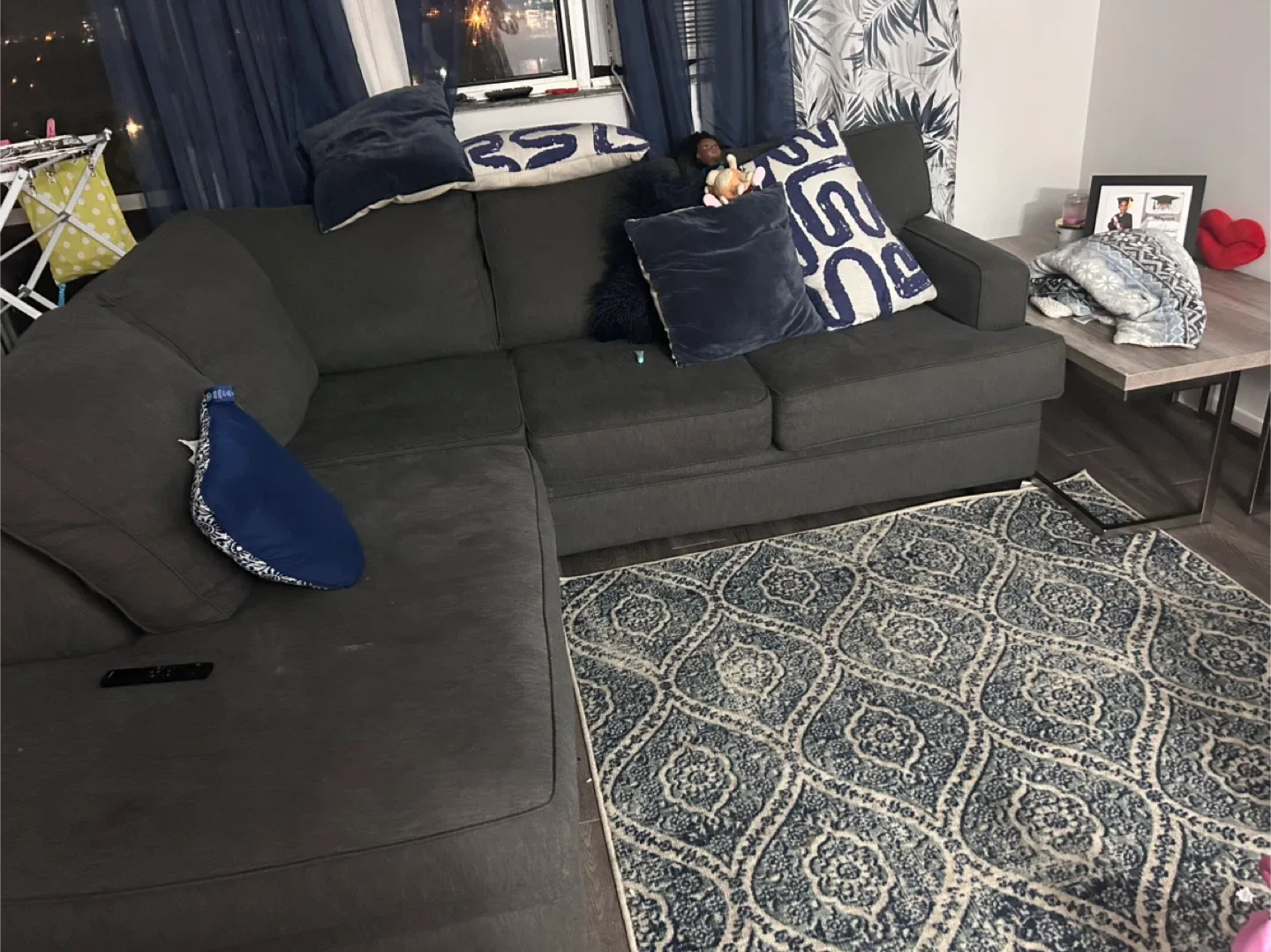 Grey Sectional Sofa image indicator(2)