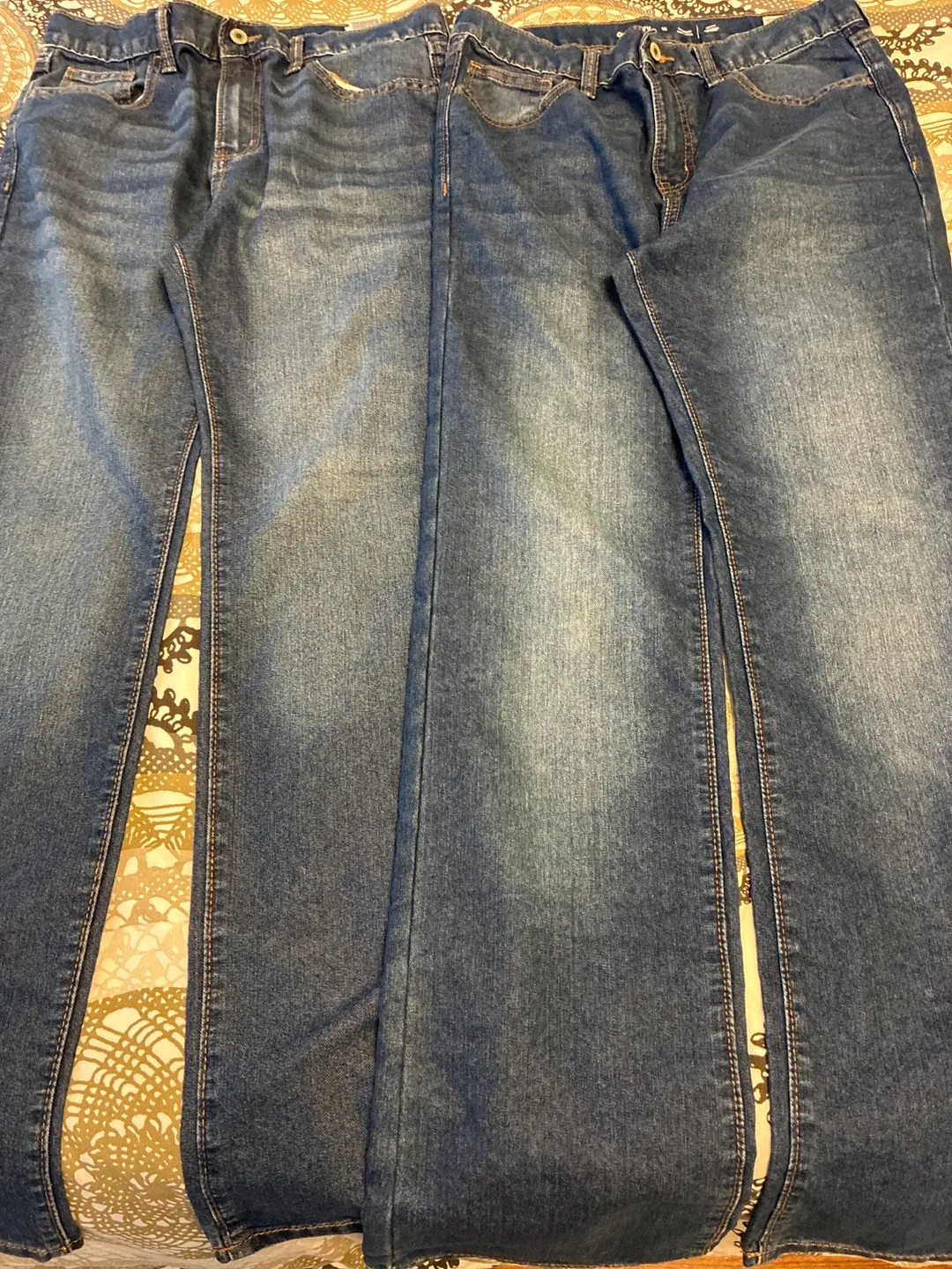 Boy’s Old Navy Jeans Straight - Size 18. image indicator(2)
