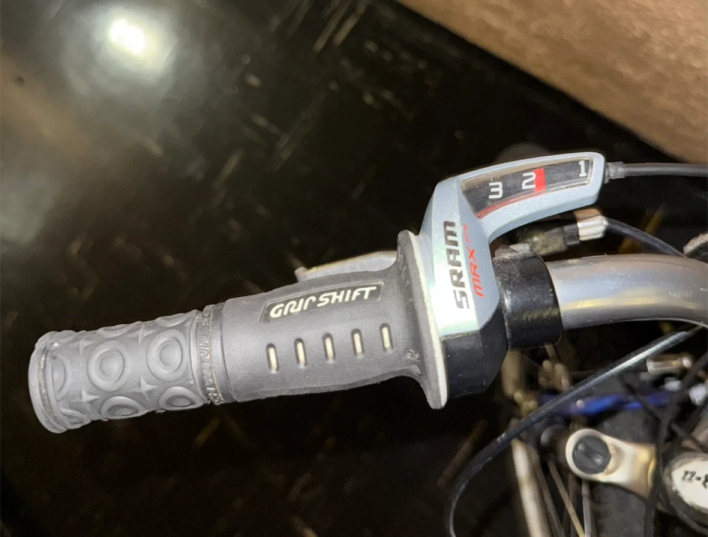 Schwinn Jet Star 21-Speed Bike image indicator(3)